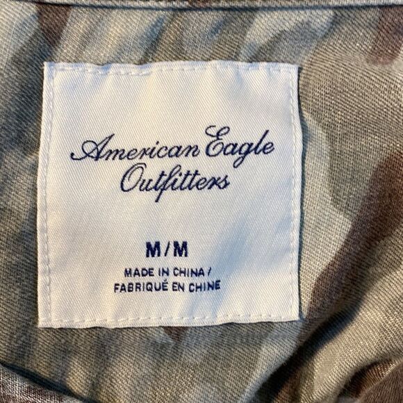 American Eagle Outfitters Camo Button Front Long Sleeves Shirt - Picture 6 of 9